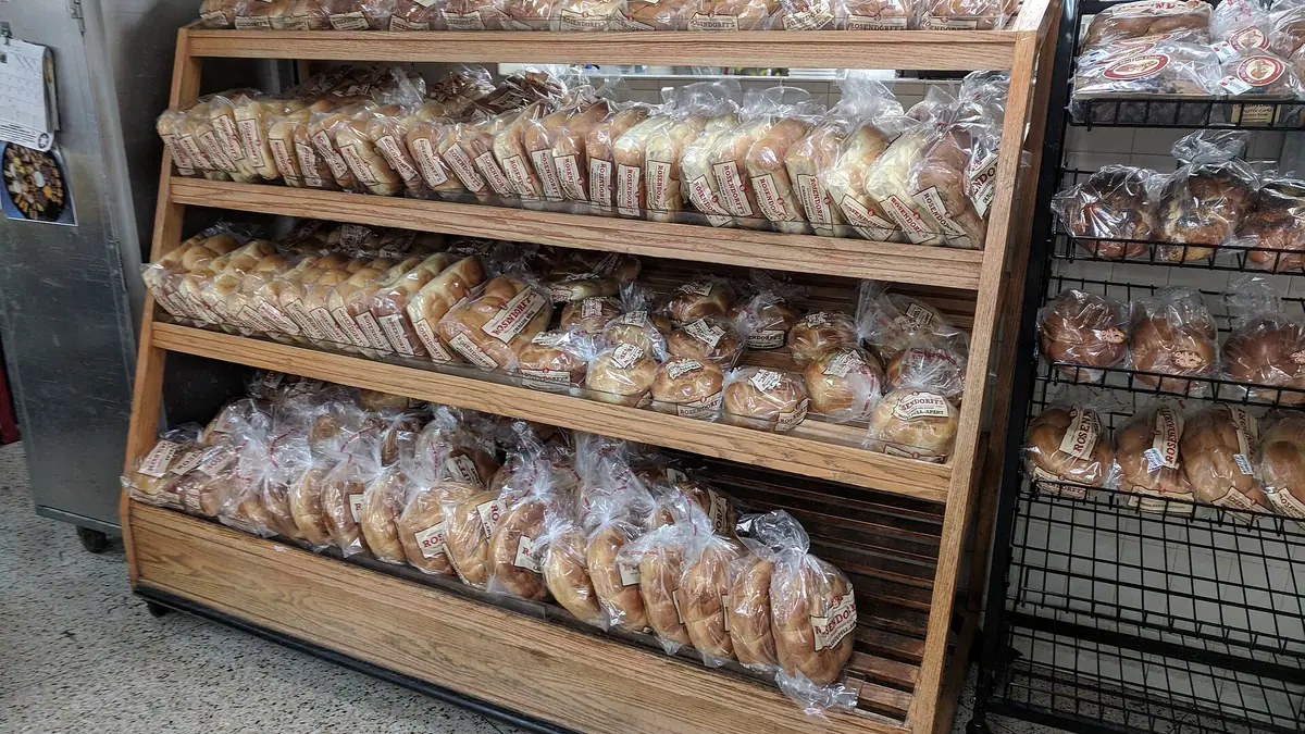 Greggs – bakery in Guildford town centre